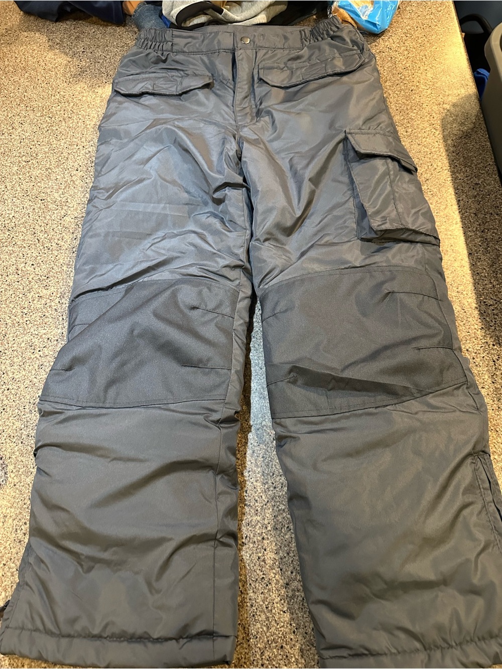 Insulated Cargo Snow Pants - Gray